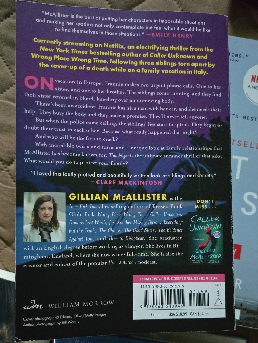 Books Bundle - Picture 2 of 9